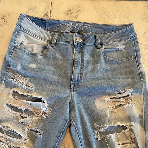 AEO Hi-Rise Super Stretch Jeggings Bleachwashed - Picture 4 of 7